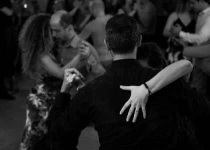 Leading & Following Without Force